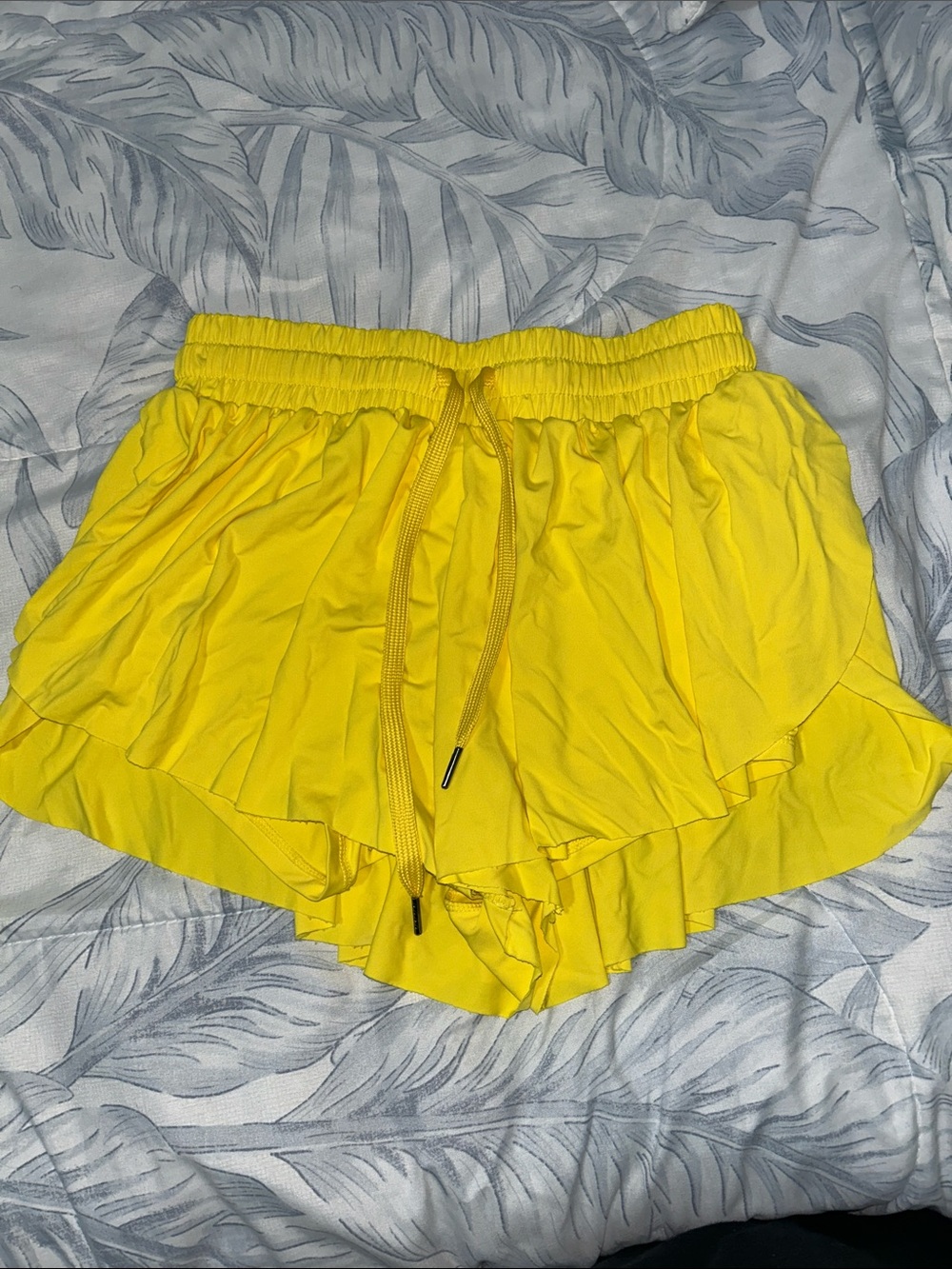 GB Gianni Bini Active Mid-Rise Stretch Flippy Shorts
